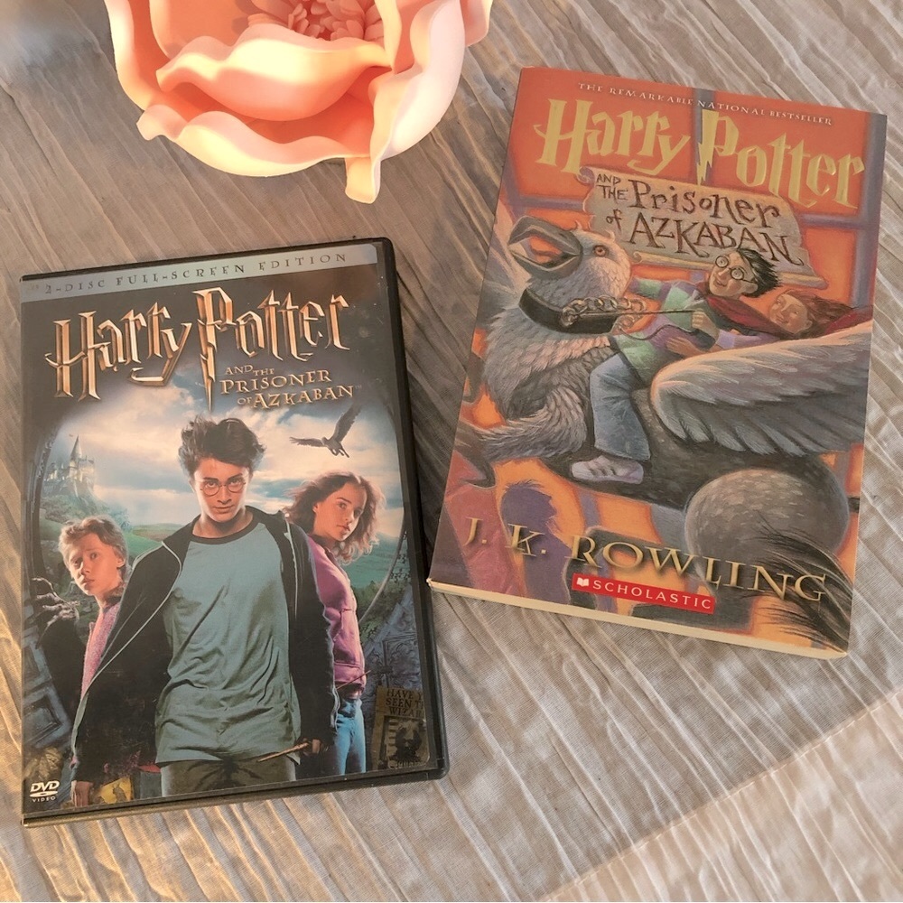HARRY POTTER #3 Prisoner of Azkaban paperback book & DVD - Picture 1 of 11